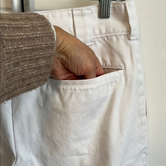 DICKIES White Cotton Utility Long Bermuda Shorts, Size 11/30 - Picture 9 of 10